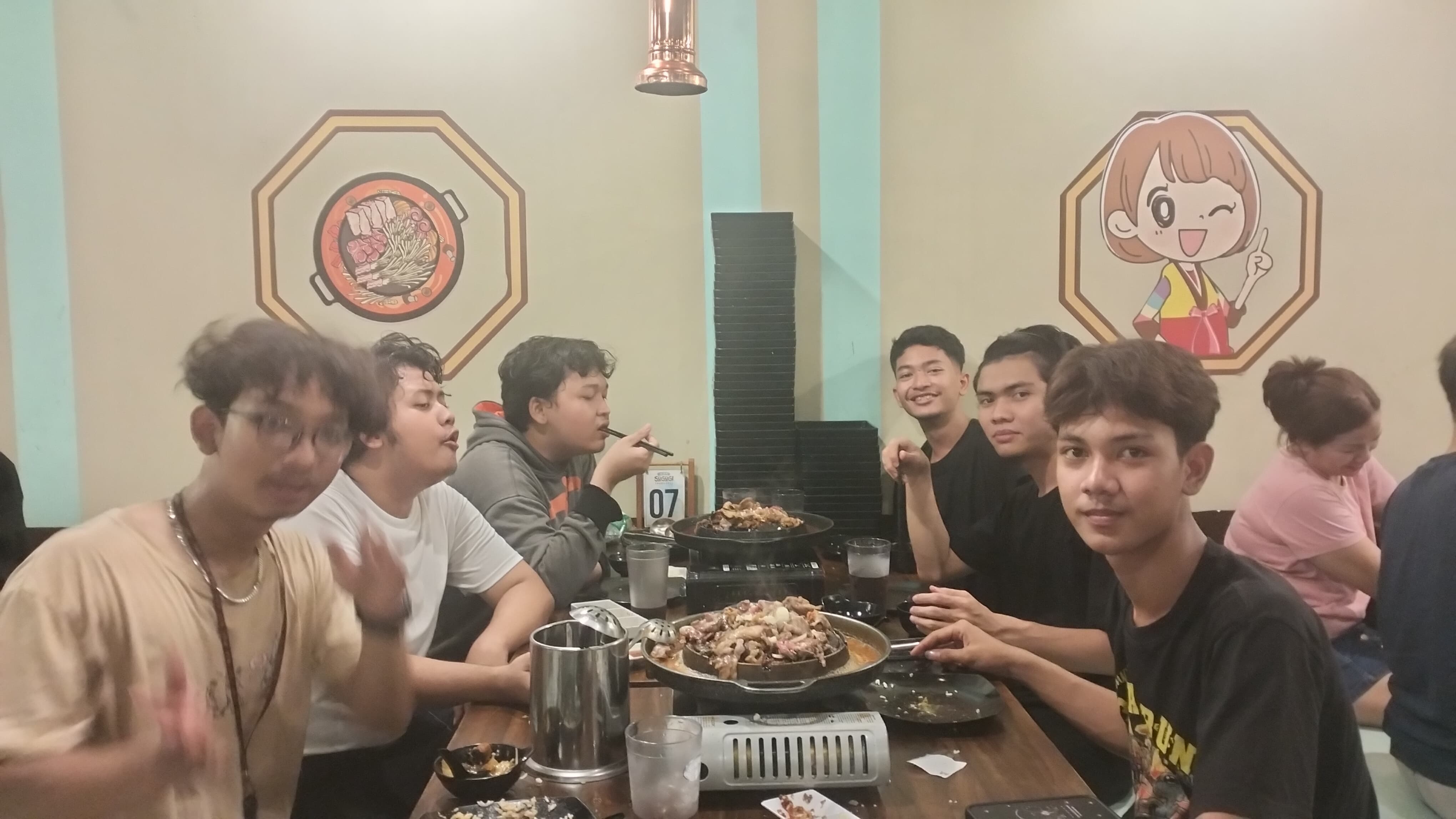 Kegiatan makan AYCE